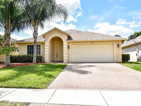 519 Calamondin Way SW Vero Beach FL 32968