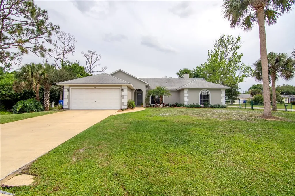 413 Hibiscus Avenue Sebastian FL 32958