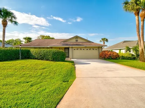 385 10th Street SW Vero Beach FL 32962