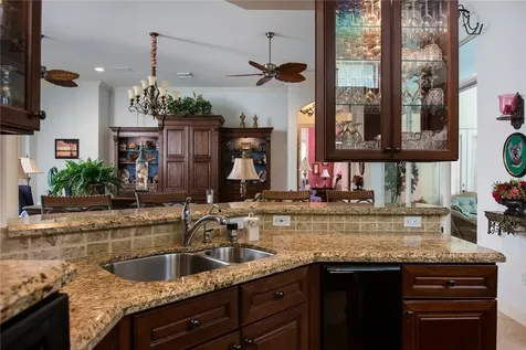 1373 W Island Club Square Vero Beach FL 32963