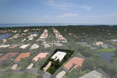 1373 W Island Club Square Vero Beach FL 32963