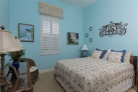 1373 W Island Club Square Vero Beach FL 32963