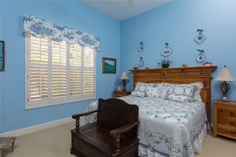 1373 W Island Club Square Vero Beach FL 32963