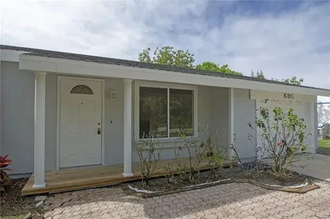 695 Highland Drive SW Vero Beach FL 32962