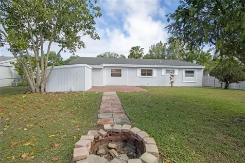 695 Highland Drive SW Vero Beach FL 32962