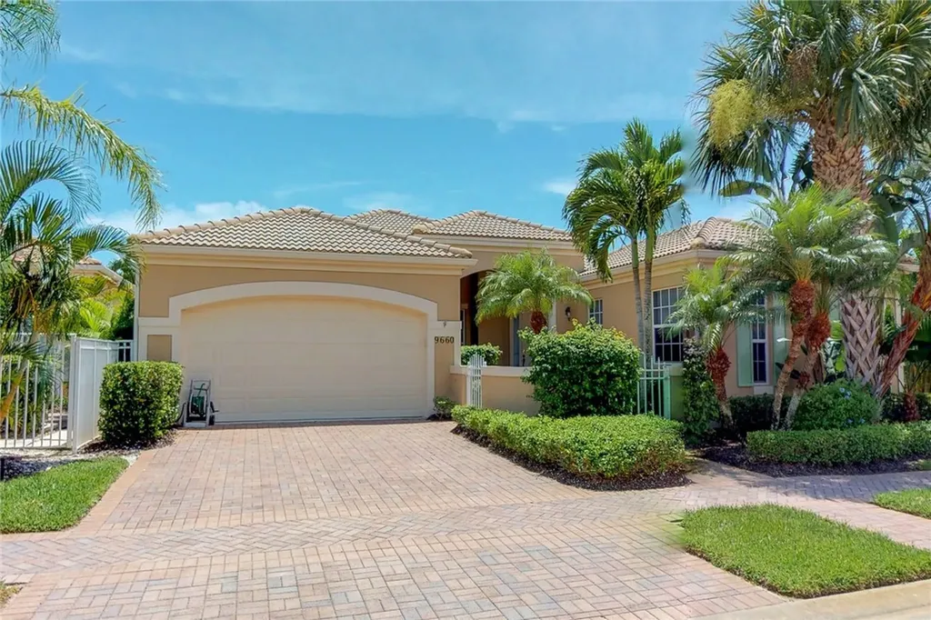 9660 W Maiden Court Vero Beach FL 32963