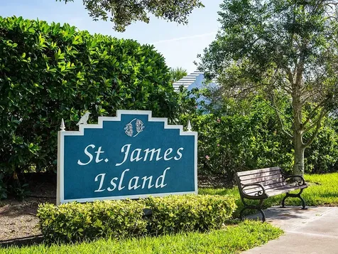 4695 Saint James Avenue Vero Beach FL 32967