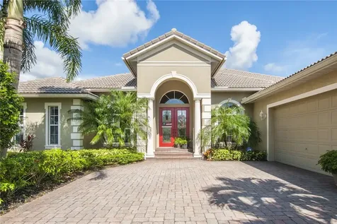 1705 Lee Avenue Vero Beach FL 32966
