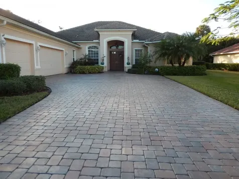 1705 Cassville Avenue Vero Beach FL 32966