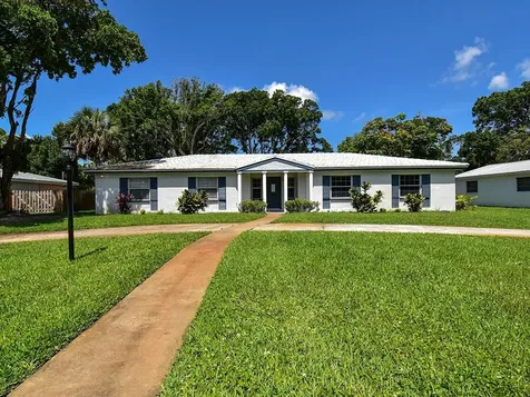1607 36th Avenue Vero Beach FL 32960