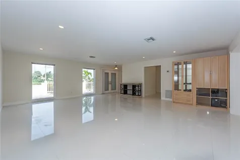 2126 Periwinkle Drive Vero Beach FL 32963