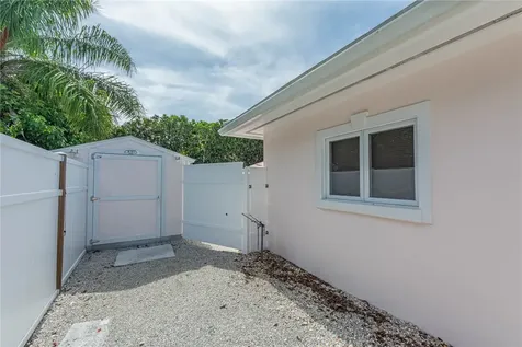 2126 Periwinkle Drive Vero Beach FL 32963