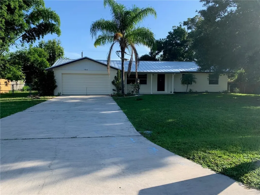 1866 5th Place Vero Beach FL 32962