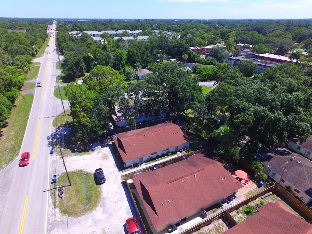 1526 43rd Avenue Vero Beach FL 32960