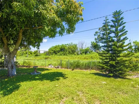 122 Mabry Street Sebastian FL 32958