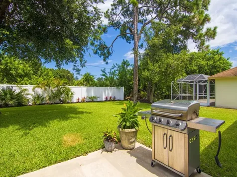 390 21st Court SW Vero Beach FL 32962