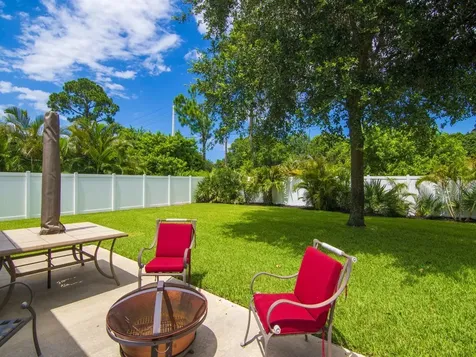 390 21st Court SW Vero Beach FL 32962