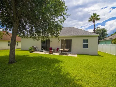 390 21st Court SW Vero Beach FL 32962
