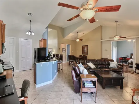 390 21st Court SW Vero Beach FL 32962