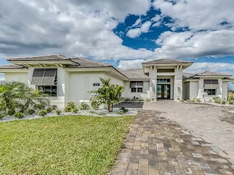 4715 Hamilton Court Vero Beach FL 32967