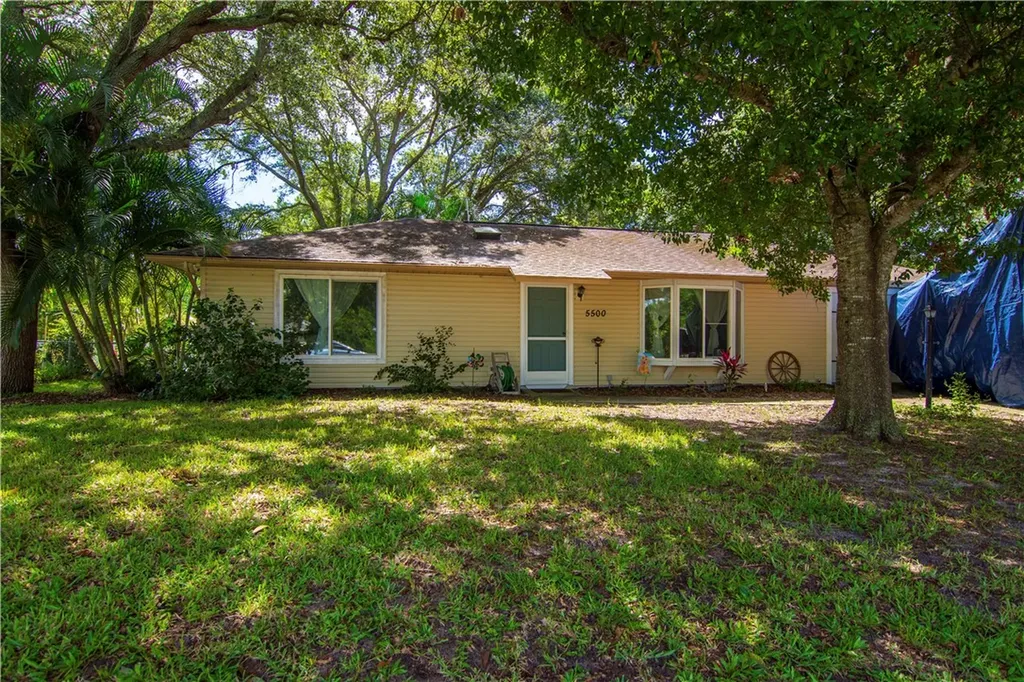 5500 Shannon Drive Fort Pierce FL 34951