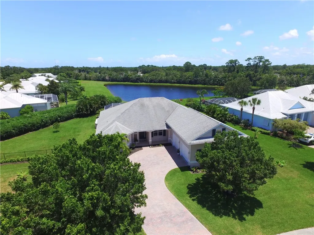 101 King Fisher Way Sebastian FL 32958