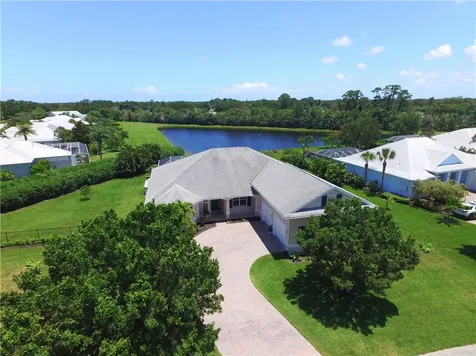101 King Fisher Way Sebastian FL 32958