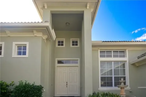 453 NW Dover Court Port St. Lucie FL 34983