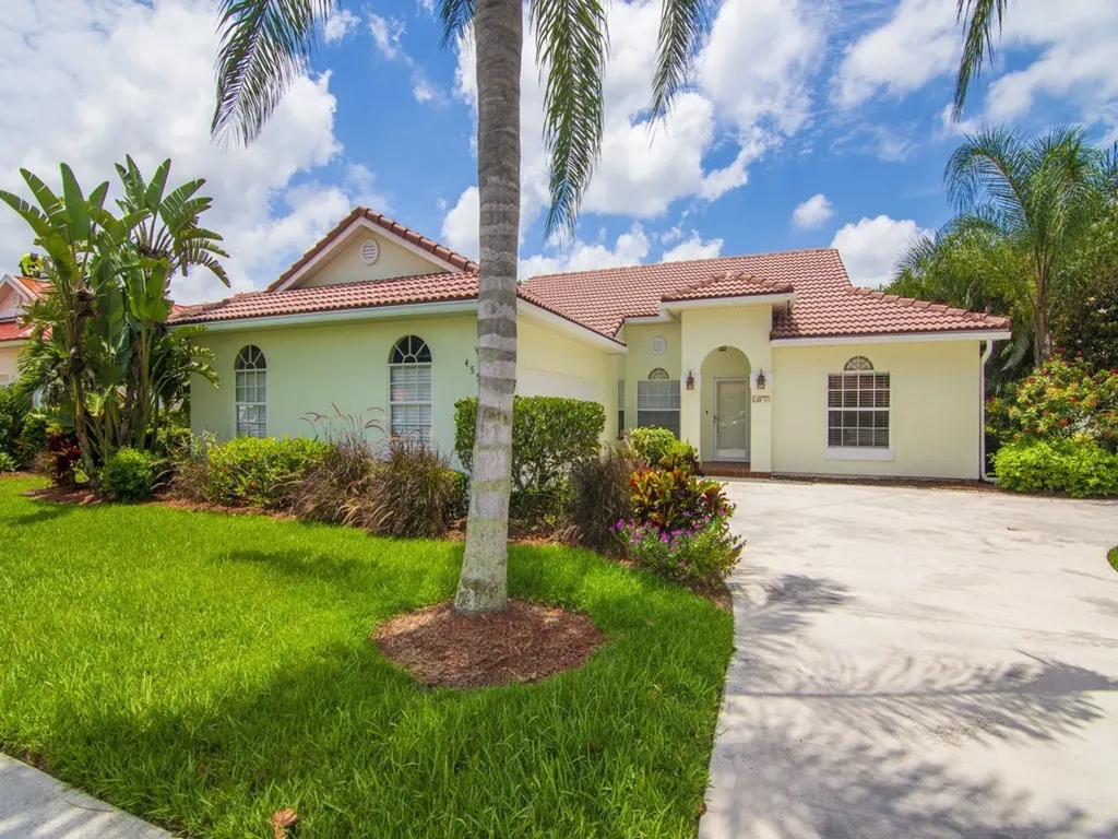 4555 22nd Lane Vero Beach FL 32966