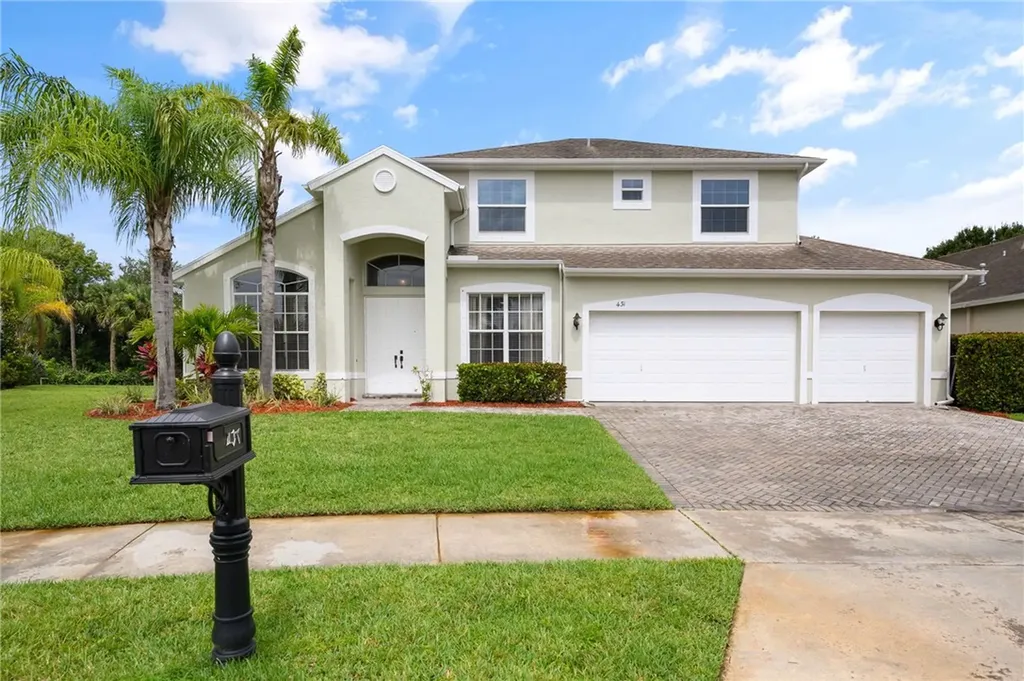 431 E Key Lime Square SW Vero Beach FL 32968