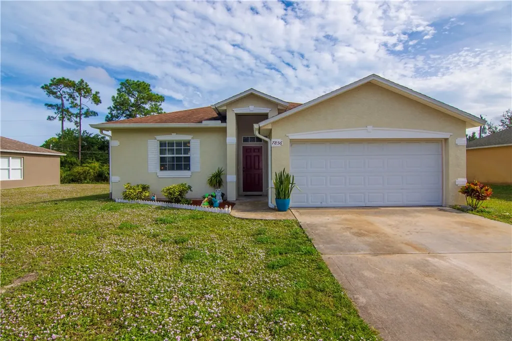 7856 102nd Avenue Vero Beach FL 32967
