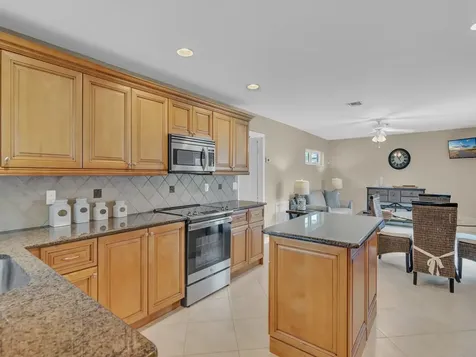 956 Treasure Lane Vero Beach FL 32963