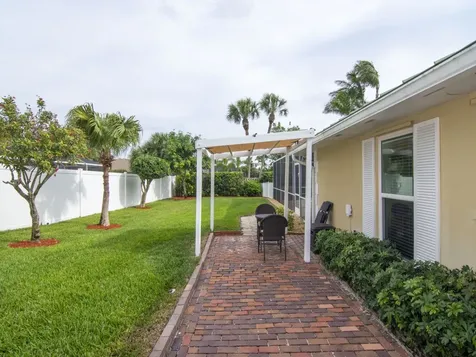 956 Treasure Lane Vero Beach FL 32963
