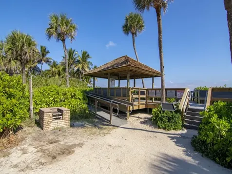 956 Treasure Lane Vero Beach FL 32963