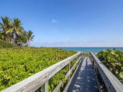 956 Treasure Lane Vero Beach FL 32963