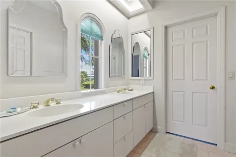120 Mckee Lane Vero Beach FL 32960