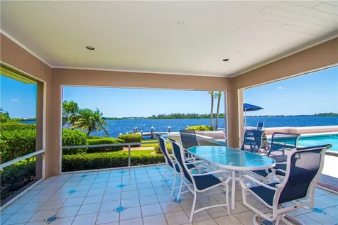 120 Mckee Lane Vero Beach FL 32960