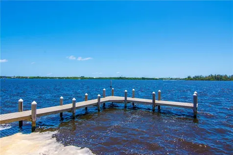 120 Mckee Lane Vero Beach FL 32960