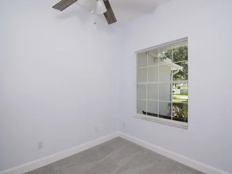 729 46th Square Vero Beach FL 32968