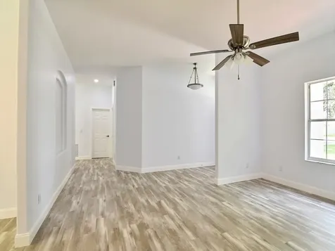 729 46th Square Vero Beach FL 32968