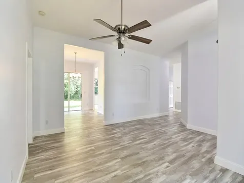 729 46th Square Vero Beach FL 32968