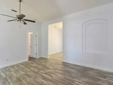 729 46th Square Vero Beach FL 32968