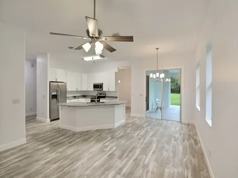 729 46th Square Vero Beach FL 32968