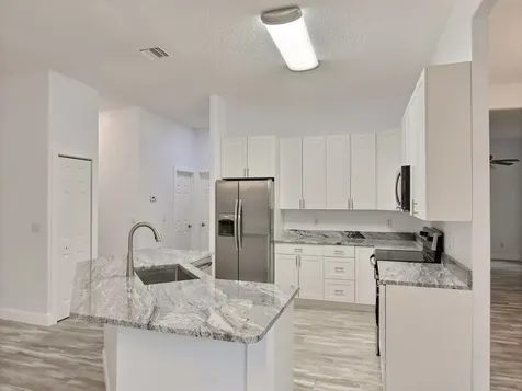 729 46th Square Vero Beach FL 32968
