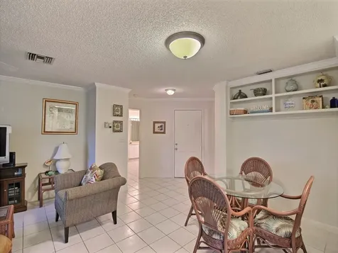 1315 E Winding Oaks Circle Vero Beach FL 32963