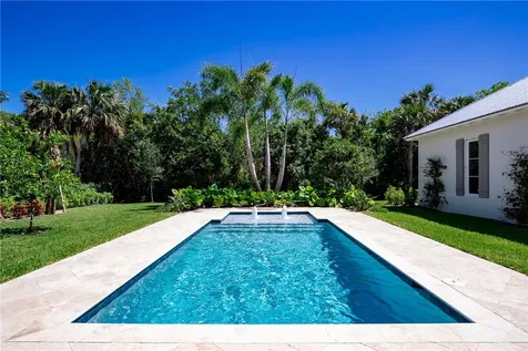 1365 Sandy Lane Vero Beach FL 32963