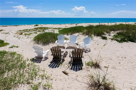 1365 Sandy Lane Vero Beach FL 32963