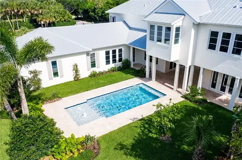 1365 Sandy Lane Vero Beach FL 32963
