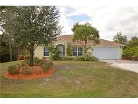 7935 105th Court Vero Beach FL 32967