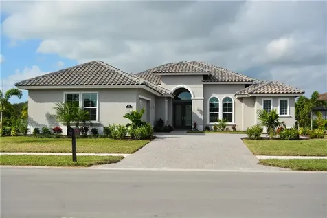 461 Jacqueline Way SW Vero Beach FL 32968